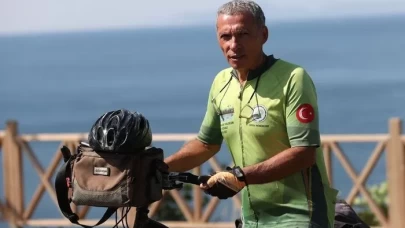 Emekli memur, bisikletle 29 ülke gezerek hayalini yaşadı