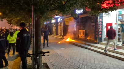 Bursa’da Fenerbahçeliler Derneği’ne meşale atan taraftar gözaltına alındı