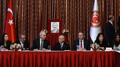 MHP lideri Bahçeli, Önder'in anma töreninde!