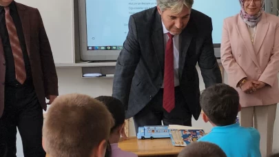 "Bu dünyada anne babanızın ve öğretmenlerinizin duaları sizi başarıya götürür"