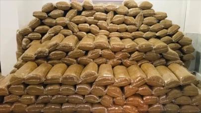 Kayseri'de yaklaşık 1 ton kaçak tütün ele geçirildi