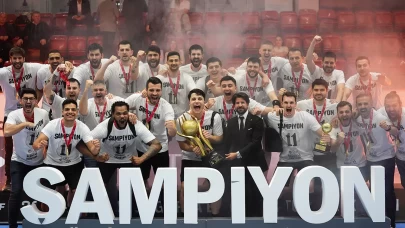 Beşiktaş, Hentbol Türkiye Kupası'nda şampiyon oldu!