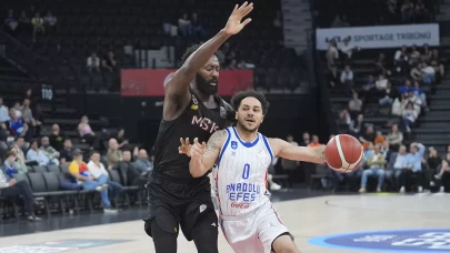 Anadolu Efes, MSK’yi farklı geçti