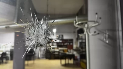 Bursa'da dehşet anları! Kahvehaneye kurşun yağdı