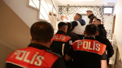 Aksaray’da gergin anlar! Oyuncak tabancayla polisi alarma geçirdi