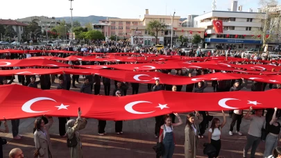 Erzurum ve Erzincan'da, 19 Mayıs coşkuyla kutlandı