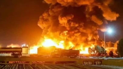 Ekvador'da korkutan rafineri yangını söndürüldü