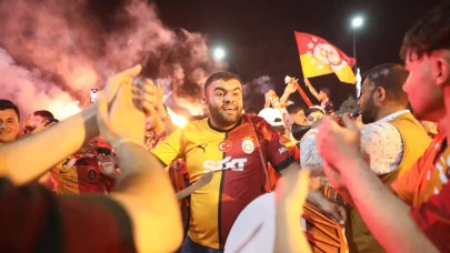 Gaziantep’te Galatasaraylı taraftarların davullu-zurnalı şampiyonluk coşkusu