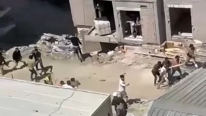 İşçiler birbirine taş ve sopayla saldırdı