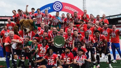 PSV Eindhoven, Hollanda Eredivisie’de şampiyon oldu