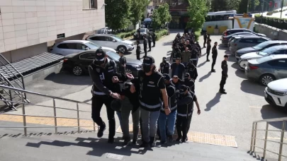 Eskişehir merkezli FETÖ operasyonu: 23 gözaltı