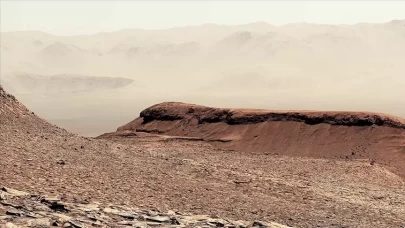 NASA, Mars'taki Sharp Dağı'nda çekilen görüntüyü paylaştı