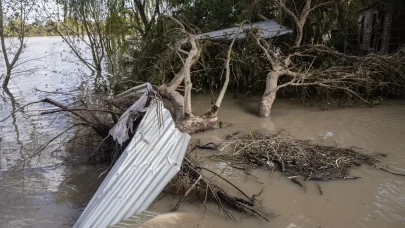 Güney Afrika'da şiddetli yağışlar sele neden oldu