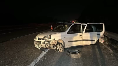 Anadolu Otoyolu'nda otomobil bariyere çarptı