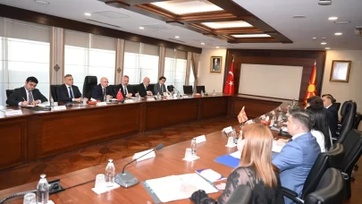 Bakan Şimşek, Kuzey Makedonya'lı mevkidaşı Koçovska ile görüştü