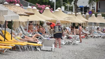 Muğla'da vatandaşlar sahilleri doldurdu