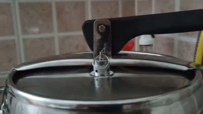 1.8 milyon düdüklü tencere geri çağrıldı