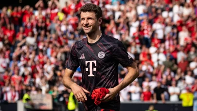 Müller, Bayern Münih formasına veda etti