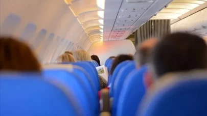 Yolcuları gözaltına aldıran sohbet