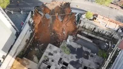 Sarıyer'de yol çöktü