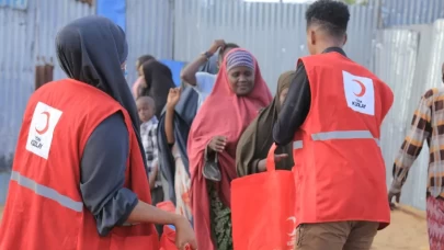 Türk Kızılay, yurt dışı kurban bağışlarınızı ihtiyaç sahiplerine ulaştırıyor