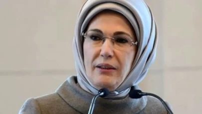 Emine Erdoğan İstanbul'un fethinin 572. yıl dönümünü kutladı