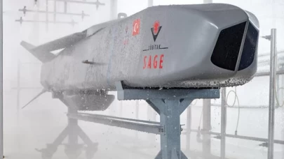 Milli motorla tarihi an: SOM füzesi yerli turbojetle hedefi vurdu