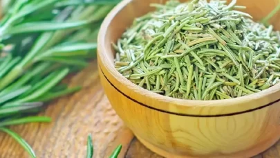 Biberiye suyu saçları uzatır mı?