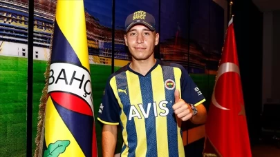 Emre Mor Fenerbahçe'ye döndü