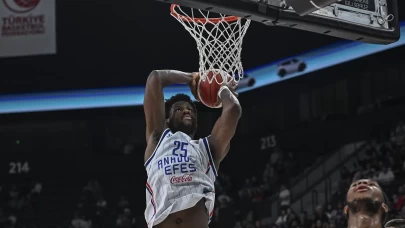 Anadolu Efes, Beşiktaş'ı farklı geçti