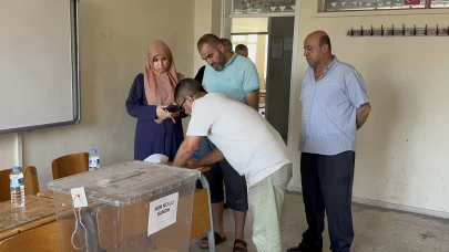 Vefat eden babasının 26 yıl görev yaptığı mahallenin muhtarı seçildi