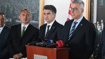 "Sağlık hizmetleri yeniden yapılandırılacak"