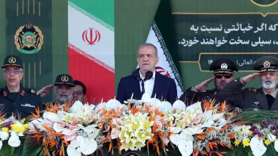 İran Cumhurbaşkanı Pezeşkiyan'dan dikkat çeken açıklama: "Nükleer silah peşinde değiliz ve hiçbir zaman da olmadık"