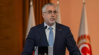 Bakan Işıkhan Suriyeli Bakan Kabawad ve Iraklı Bakan Al-Asadi ile görüştü