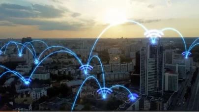 Abddulkadir Uraloğlu talimat verdi: İnternetin, telefonun şebeke sorunu çözülecek