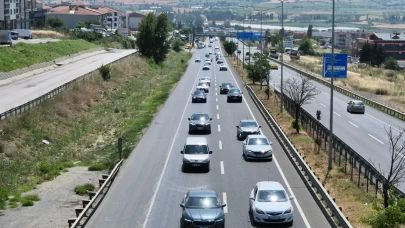 Bayram tatillerinde günlük geçiş 20 binlerden 60 binlere dayandı
