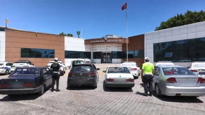Trafiği kapatıp drift atanlara 52 bin TL ceza