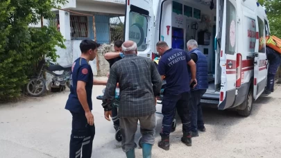 Hatay'da kuyuya düşen yaşlı adam kurtarıldı