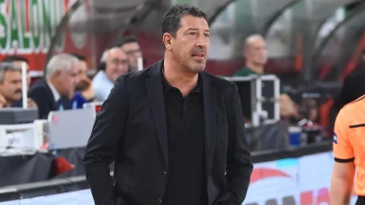 Ufuk Sarıca, Esenler Erokspor ile anlaştı