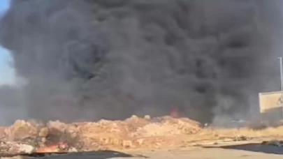 Gaziantep'te yoğun dumana neden olan lastik yangını korkuttu