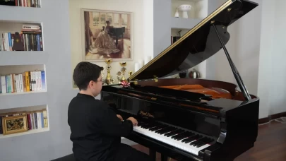 13 yaşında uluslararası bir yıldız! Gaziantepli piyanist Hamit ödüllere doymuyor