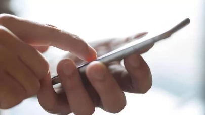 İsrail’de sahte mesaj paniği! Cep telefonlarına aynı anda uyarı gitti