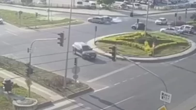 Düzce'de iki otomobil çarpıştı