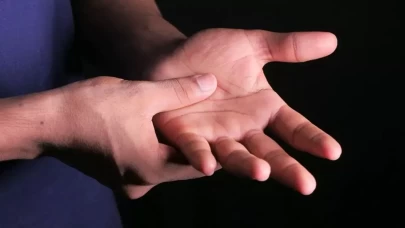 Sol eliniz kaşınıyorsa hazırlıklı olun! Başınıza gelecekler sizi şaşırtabilir!