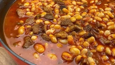 Tencerede pratik etli kuru fasulye tarifi! En kolay yapılış