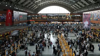 İstanbul semalarında rekor trafik: Sabiha Gökçen'den uçuş patlaması
