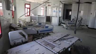 İsrail Gazze’de sağlıkçılara ve gazetecilere saldırdı