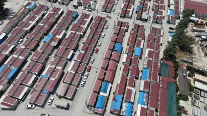 Yeşilay, konteyner kentlerde de bağımlılıkla mücadele ediyor