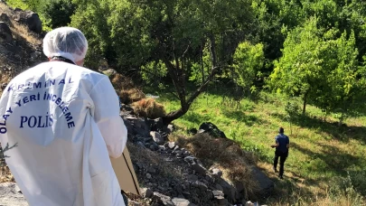 Elazığ’da tüyler ürperten olay! Ağaca asılı halde erkek cesedi bulundu