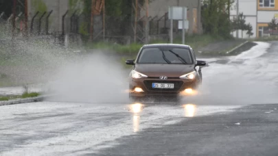 Kars'ta sağanak ve dolu etkili oldu